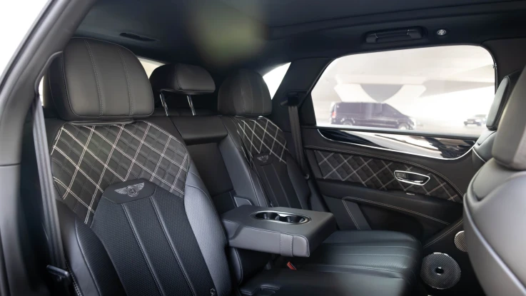 Bentley Bentayga2024 TIFFANI RENTAL IN DUBAI - undefined